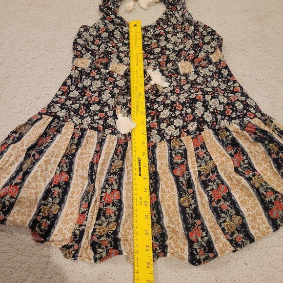 NWOT POL Floral BOHO Mini Dress Tiered Tassel Button Front Women Size Small - Picture 5 of 8